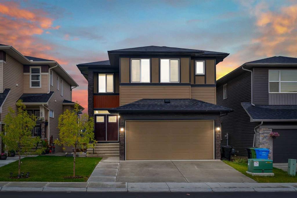 Picture of 25 Corner Meadows Gardens NE, Calgary Real Estate Listing