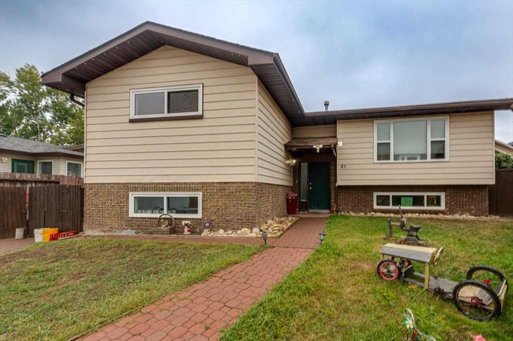 Picture of 81 Westview Crescent , Blackfalds Real Estate Listing