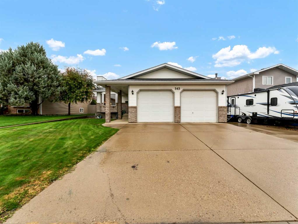 Picture of 343 Sprague Way SE, Medicine Hat Real Estate Listing