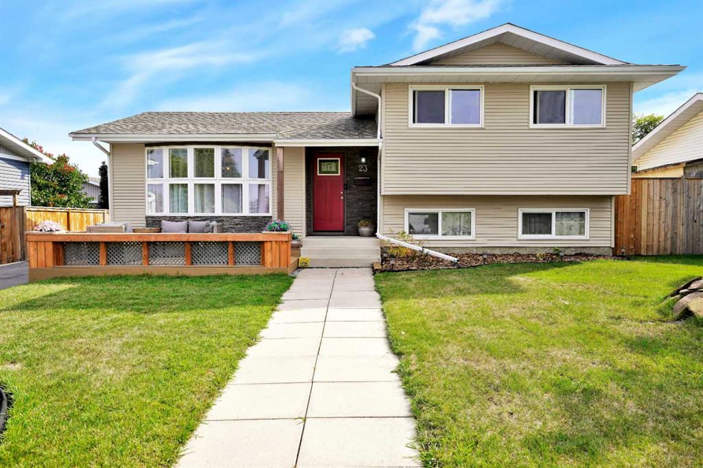 Picture of 23 Norris Close , Red Deer Real Estate Listing