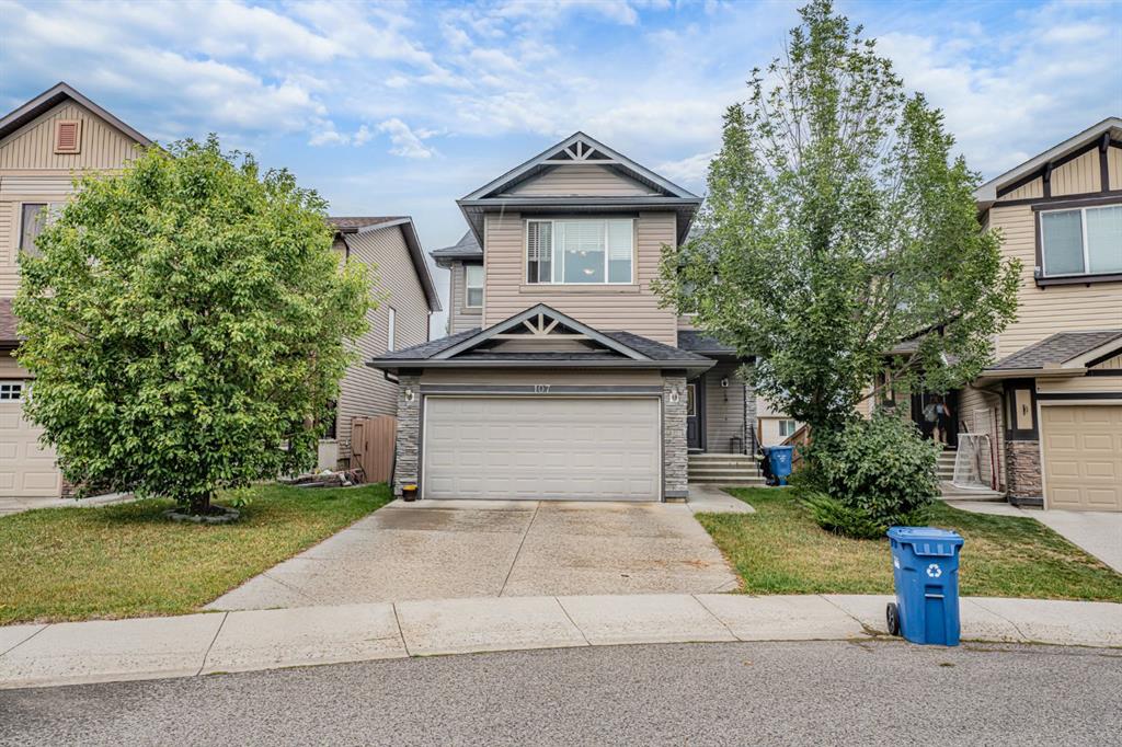 Picture of 107 Everoak Green SW, Calgary Real Estate Listing