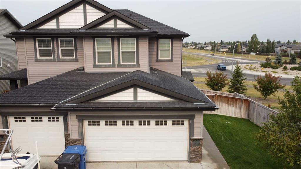 Picture of 799 Silkstone Close W, Lethbridge Real Estate Listing