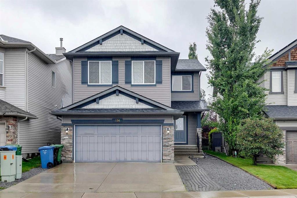 Picture of 136 Cougartown Close SW, Calgary Real Estate Listing