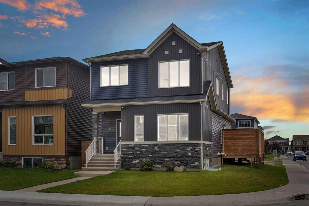 Picture of 7 Corner Meadows Common NE, Calgary Real Estate Listing