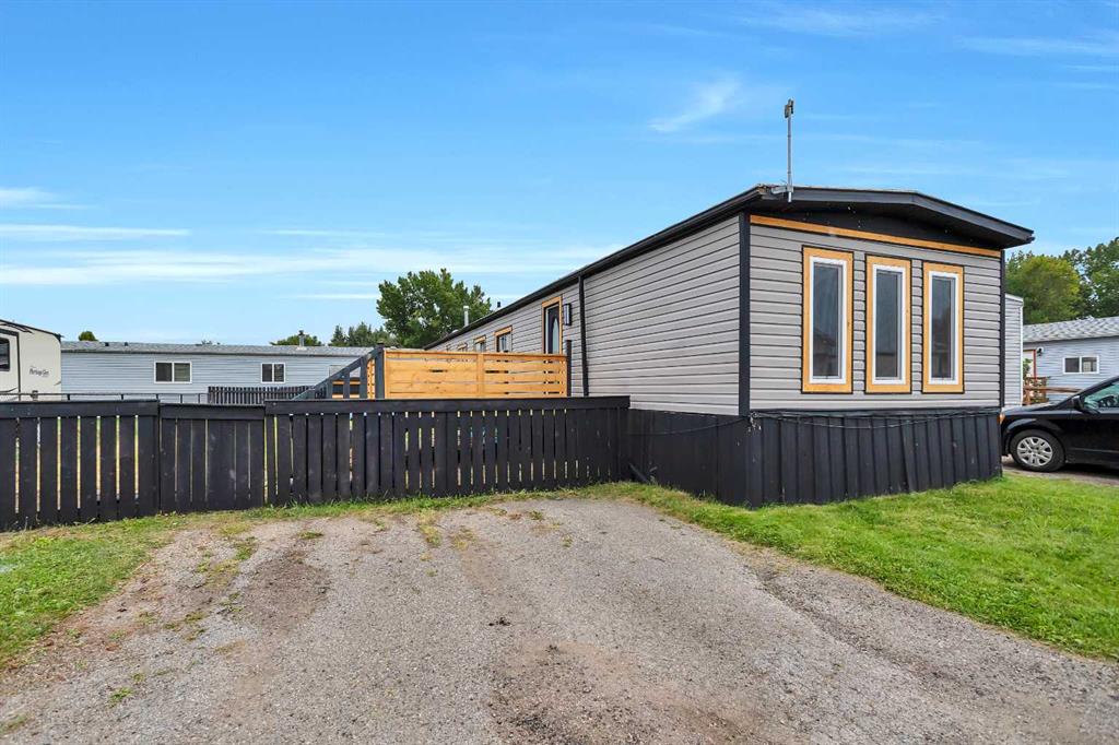 Picture of 270, 5344 76 Street , Red Deer Real Estate Listing