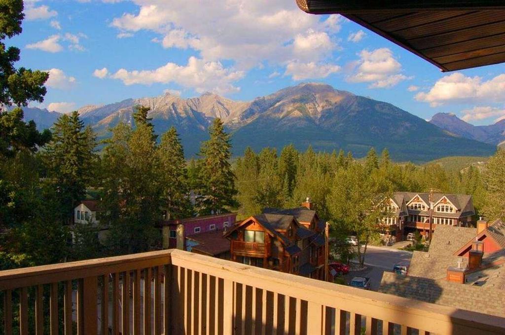 Picture of 310, 200 Three Sister Drive , Canmore Real Estate Listing