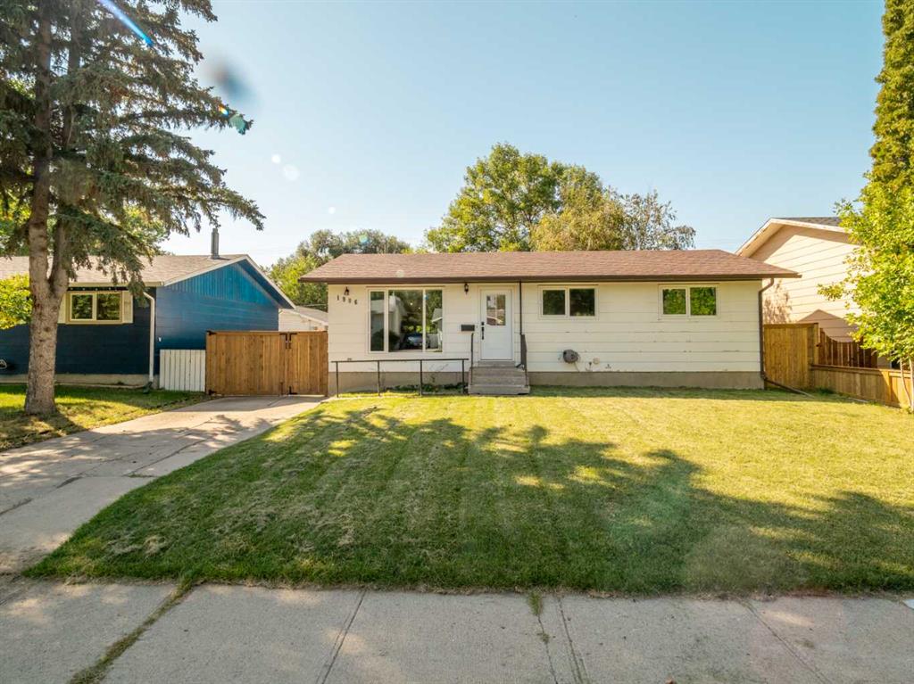 Picture of 1906 10 Street , Coaldale Real Estate Listing