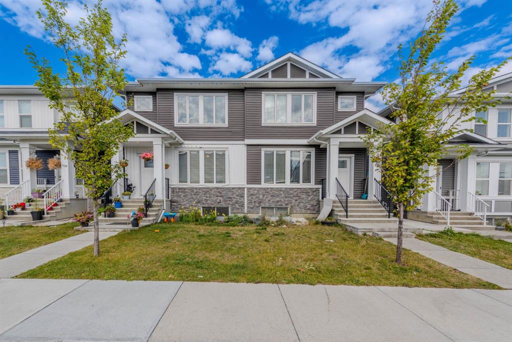 Picture of 730 savanna Landing NE, Calgary Real Estate Listing