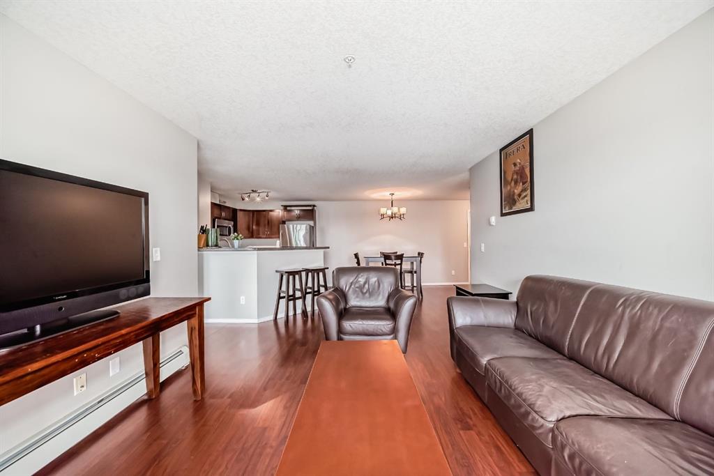 Picture of 2209, 8 Bridlecrest Drive SW, Calgary Real Estate Listing