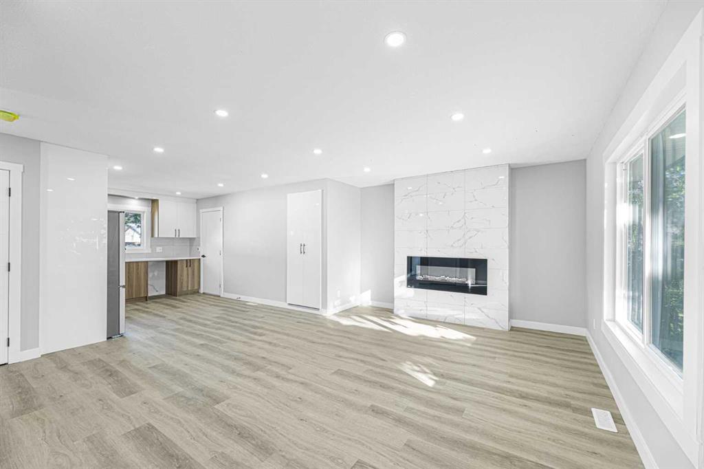 Picture of 3239 Dovercliffe Road SE, Calgary Real Estate Listing