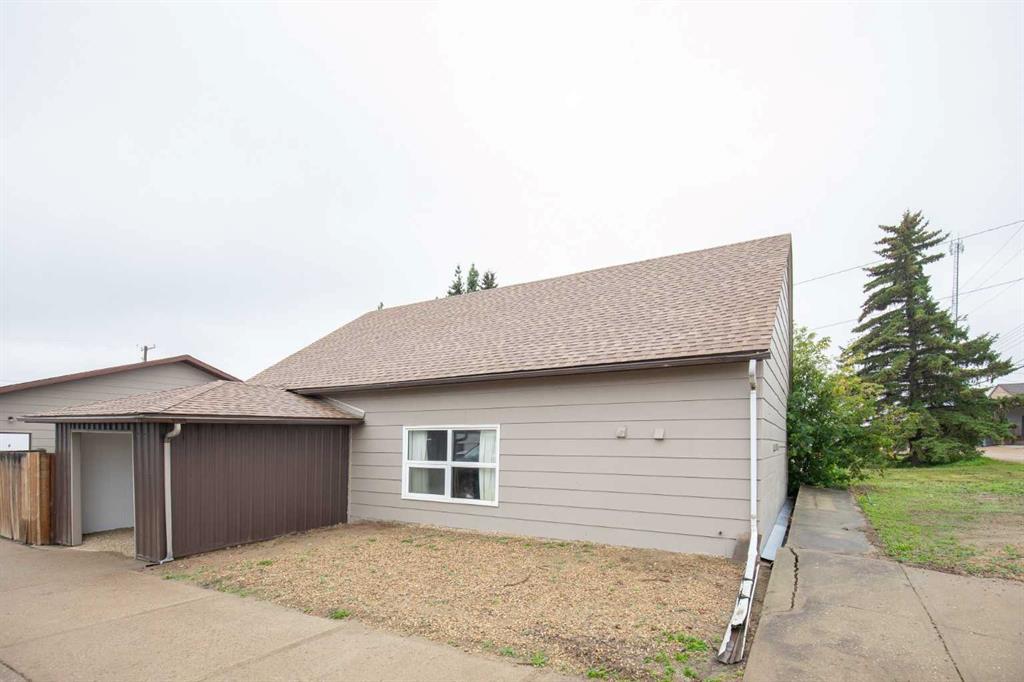 Picture of 1-4, 4906 50 Street , Rimbey Real Estate Listing