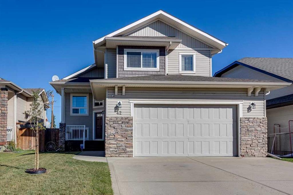 Picture of 42 Rozier Close , Sylvan Lake Real Estate Listing