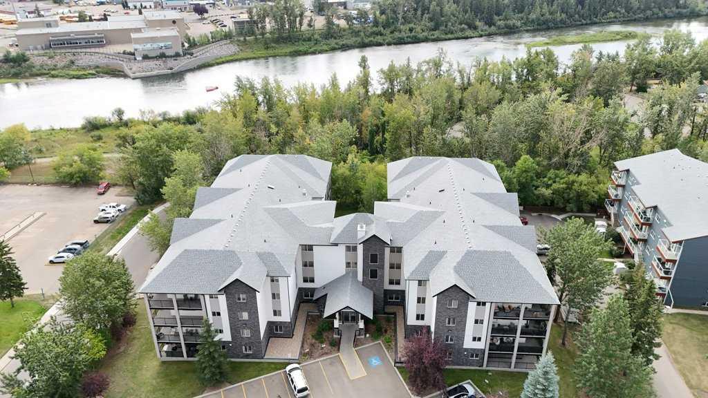 Picture of 404, 5601 Kerry Wood Drive , Red Deer Real Estate Listing