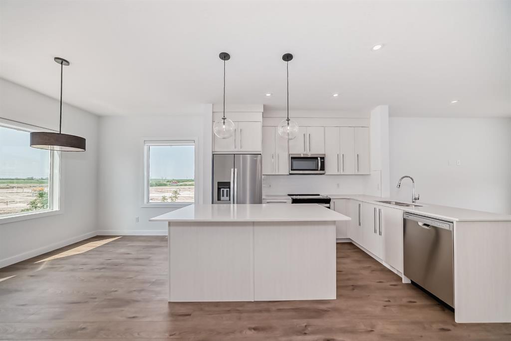 Picture of 605, 280 Chelsea Road , Chestermere Real Estate Listing