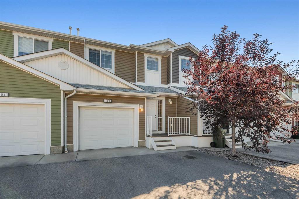 Picture of 102, 800 Yankee Valley Boulevard SE, Airdrie Real Estate Listing