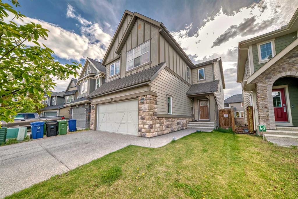 Picture of 62 Valley Pointe Bay NW, Calgary Real Estate Listing