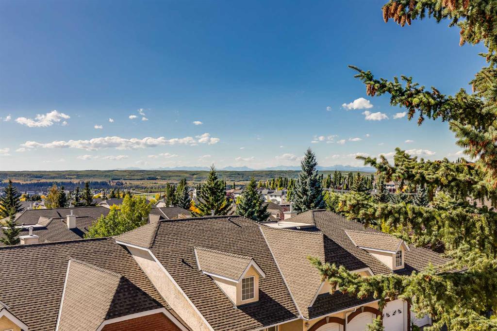 Picture of 1301, 1000 Sienna Park Green SW, Calgary Real Estate Listing