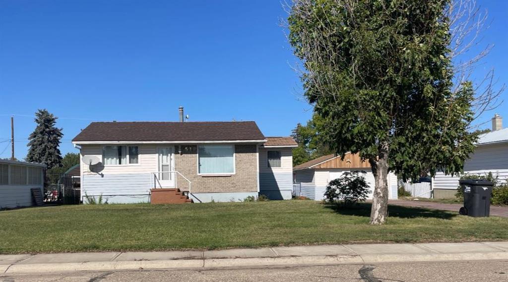 Picture of 518 4 Avenue , Bassano Real Estate Listing