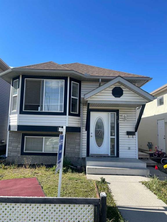 Picture of 19 Tarawood Road NE, Calgary Real Estate Listing