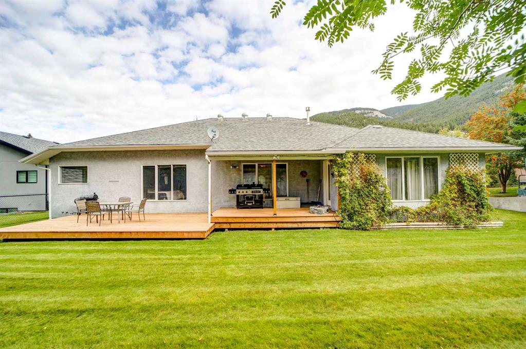 Picture of 13538 19th Avenue , Blairmore Real Estate Listing