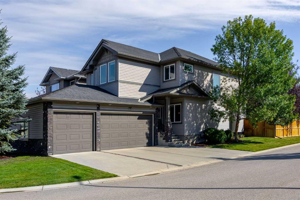 Picture of 1 Cranberry Cove SE, Calgary Real Estate Listing