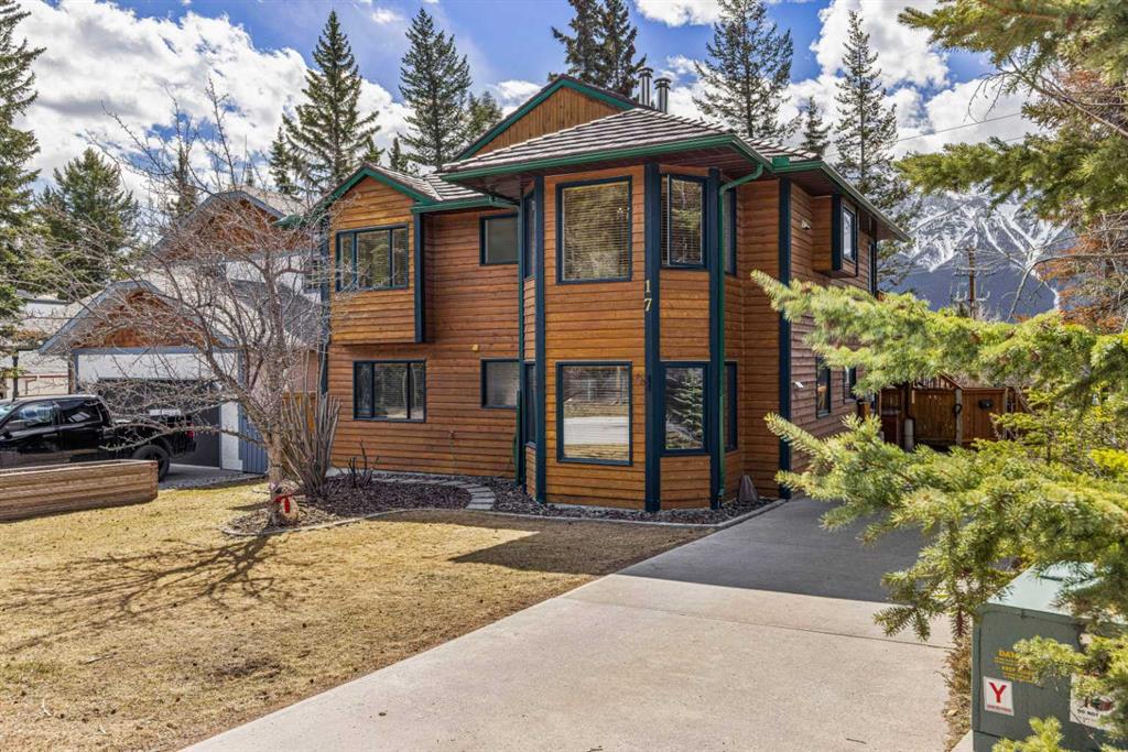 Picture of 17 Ridge Road , Canmore Real Estate Listing