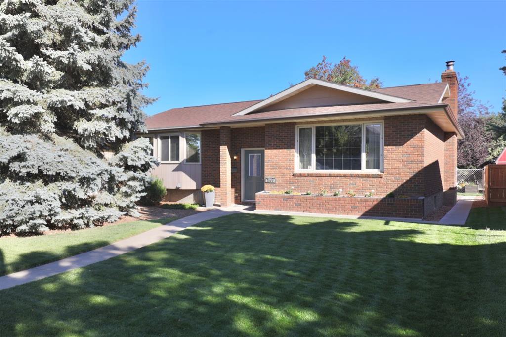 Picture of 3905 67 Street , Camrose Real Estate Listing