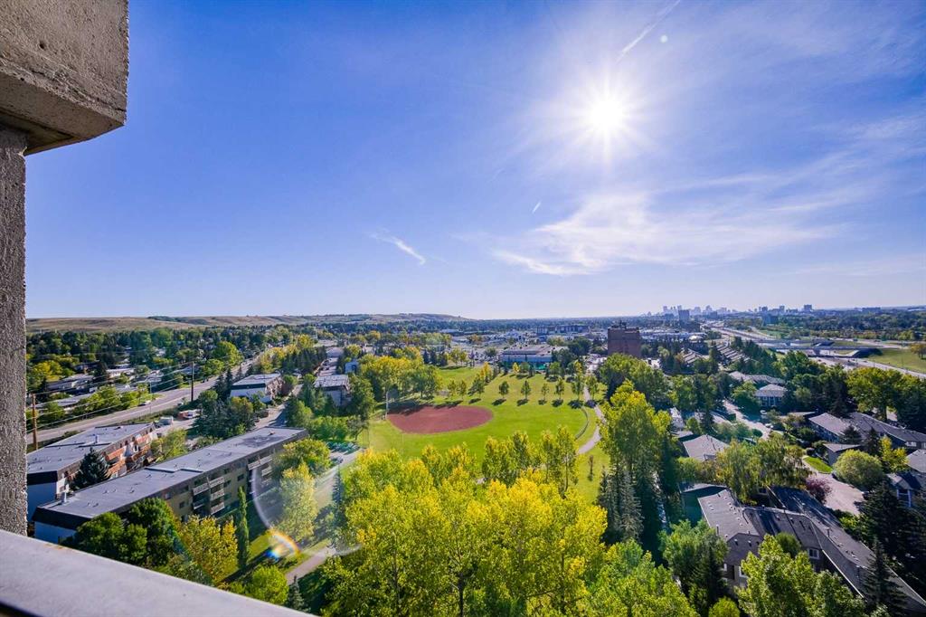 Picture of 1708, 4944 Dalton Drive NW, Calgary Real Estate Listing