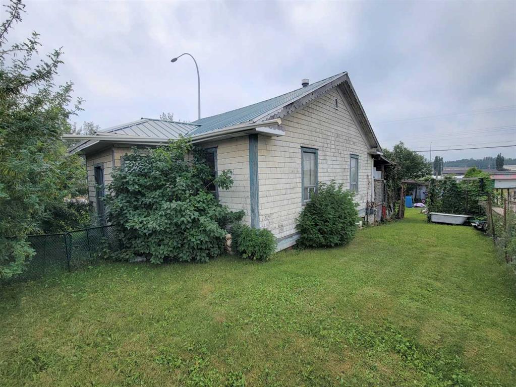 Picture of 4901 4 Avenue  , Edson Real Estate Listing