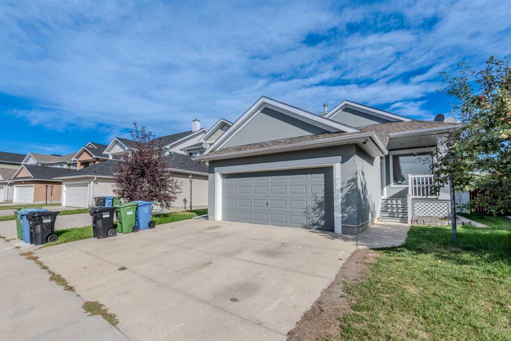 Picture of 93 Coral Reef Crescent NE, Calgary Real Estate Listing