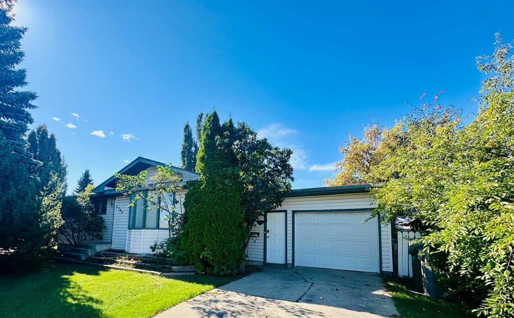 Picture of 2708 47A Avenue , Lloydminster Real Estate Listing