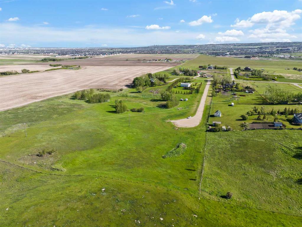 Picture of 18 Mountain View Hills  E, Rural Rocky View County Real Estate Listing