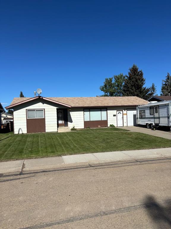 Picture of 5506 47 Avenue , Killam Real Estate Listing