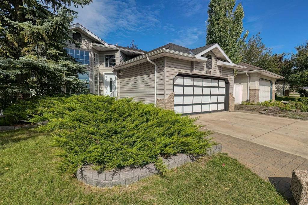 Picture of 1348 Meadowbrook Drive SE, Airdrie Real Estate Listing