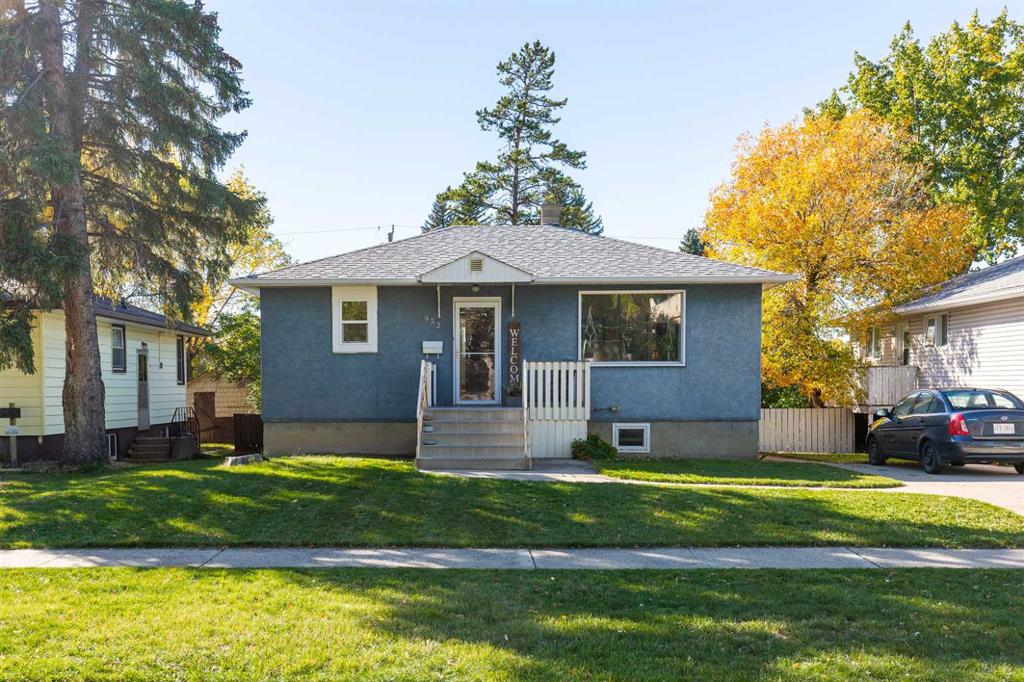 Picture of 952 12B Street S, Lethbridge Real Estate Listing