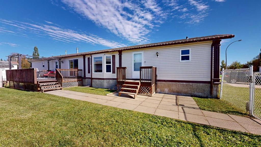 Picture of 44 Henke Place , Whitecourt Real Estate Listing