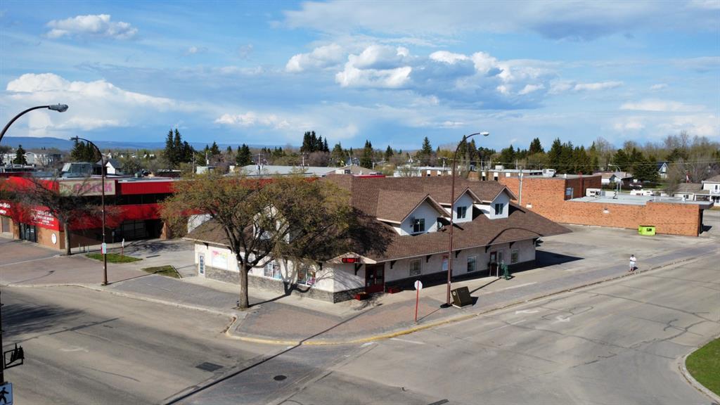 Picture of 101, 103, 201, 203, 109 Main Street NE, Slave Lake Real Estate Listing