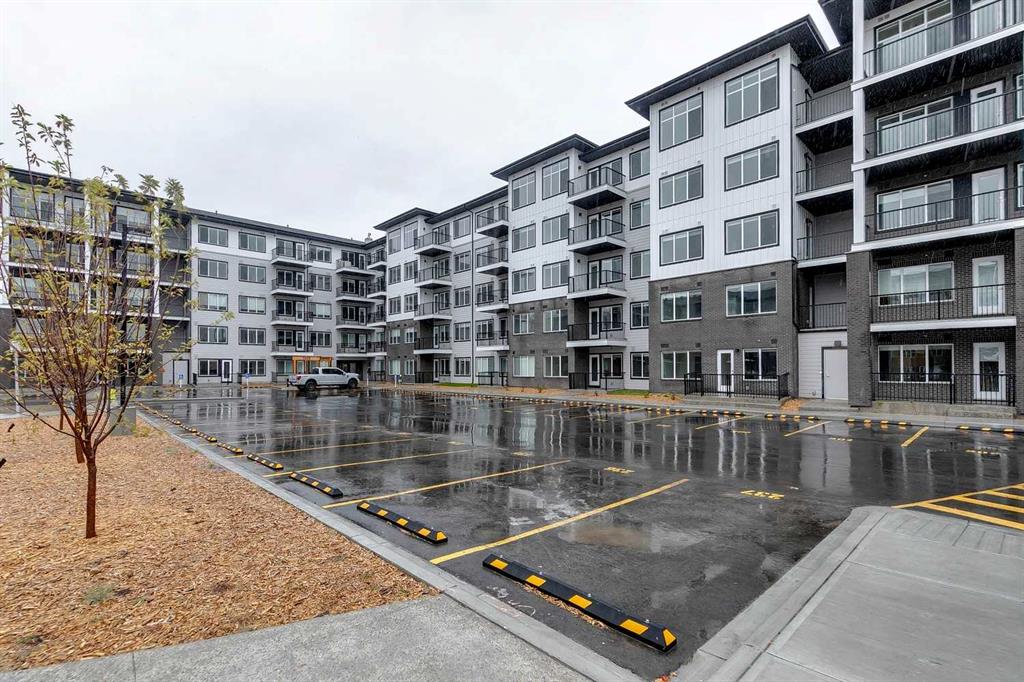 Picture of 1121, 395 Skyview Parkway NE, Calgary Real Estate Listing