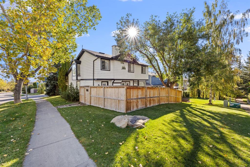 Picture of 3 Stranraer Place SW, Calgary Real Estate Listing