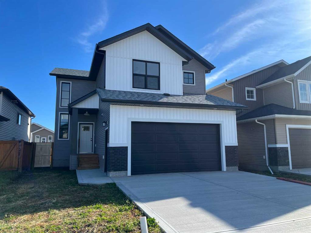 Picture of 9805 89A Street , Grande Prairie Real Estate Listing