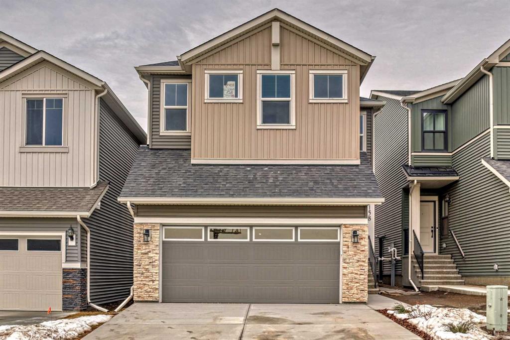 Picture of 158 Aquila Way NW, Calgary Real Estate Listing