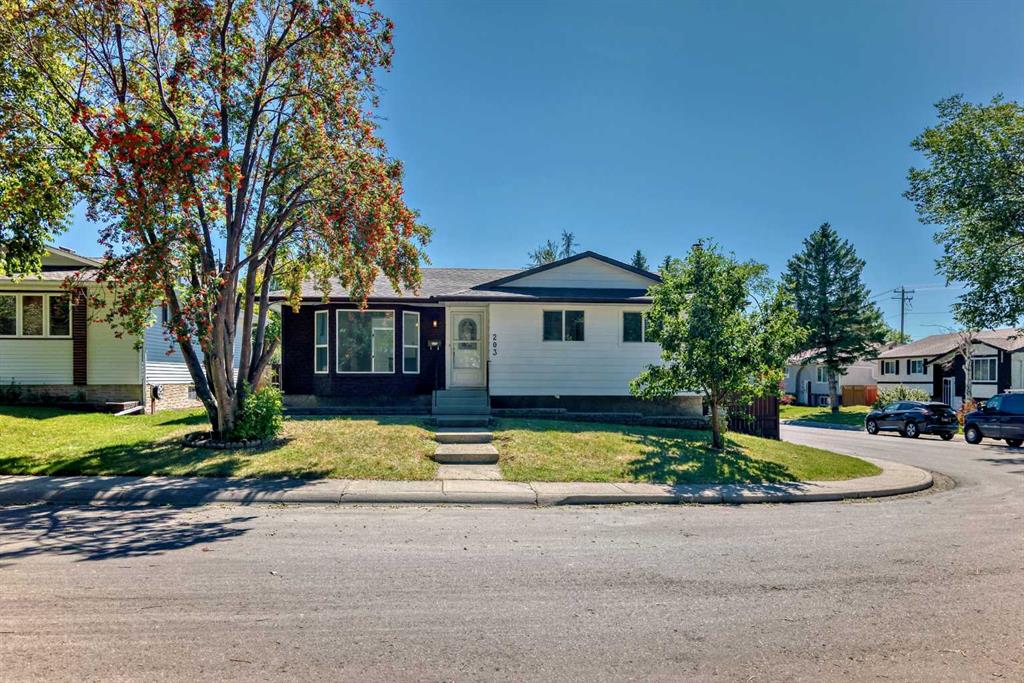 Picture of 203 Rundleside Crescent NE, Calgary Real Estate Listing