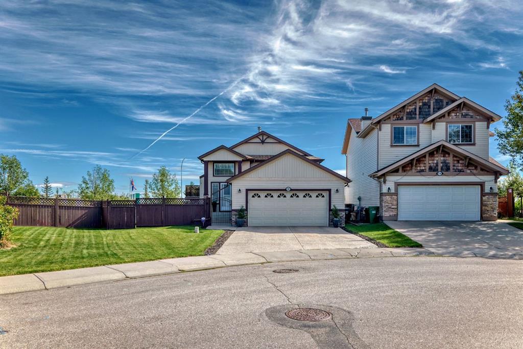 Picture of 182 Panatella Circle NW, Calgary Real Estate Listing