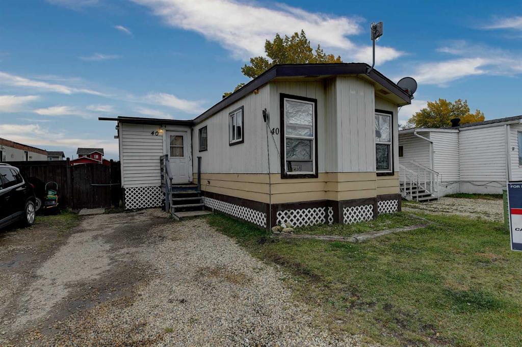 Picture of 40, 9824 104 Avenue , Clairmont Real Estate Listing