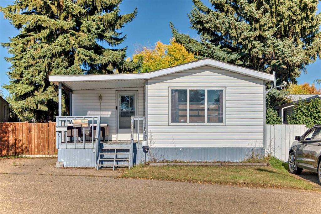 Picture of 674, 6940 63rd Avenue , Red Deer Real Estate Listing