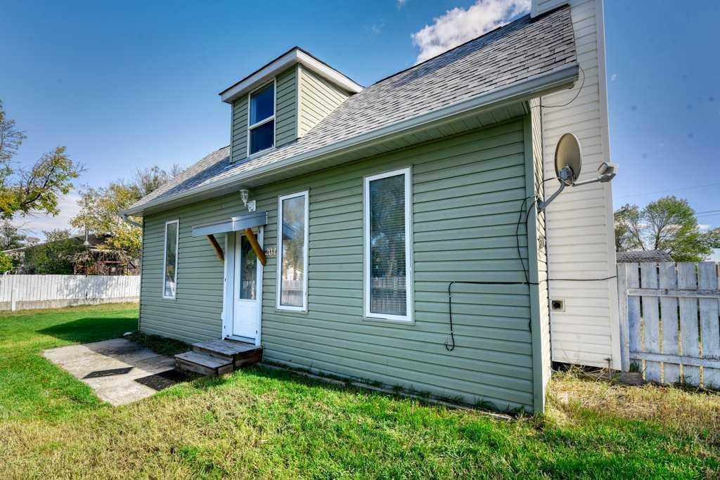 Picture of 204 8 Avenue , Gleichen Real Estate Listing