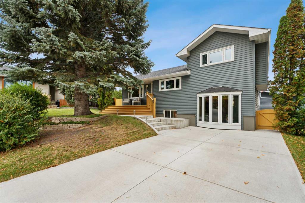 Picture of 100 Coleridge Road NW, Calgary Real Estate Listing