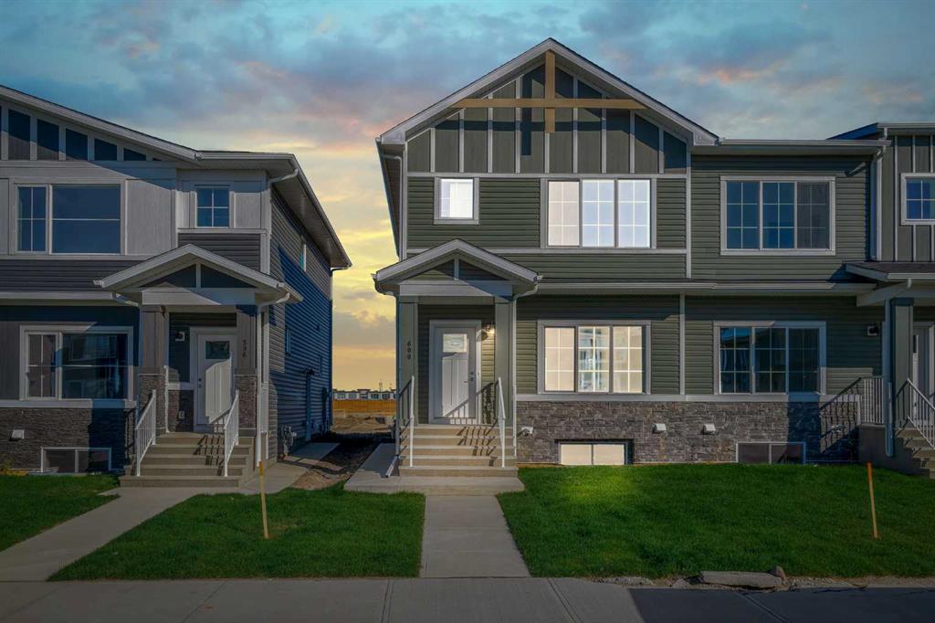 Picture of 600 Dawson Drive , Chestermere Real Estate Listing