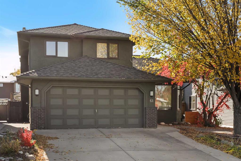 Picture of 61 Riverside Circle SE, Calgary Real Estate Listing