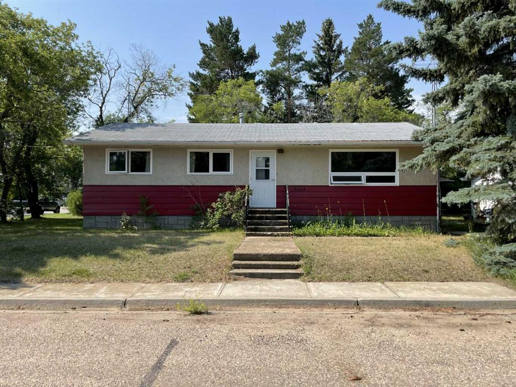 Picture of 5124 50 Street , Edgerton Real Estate Listing